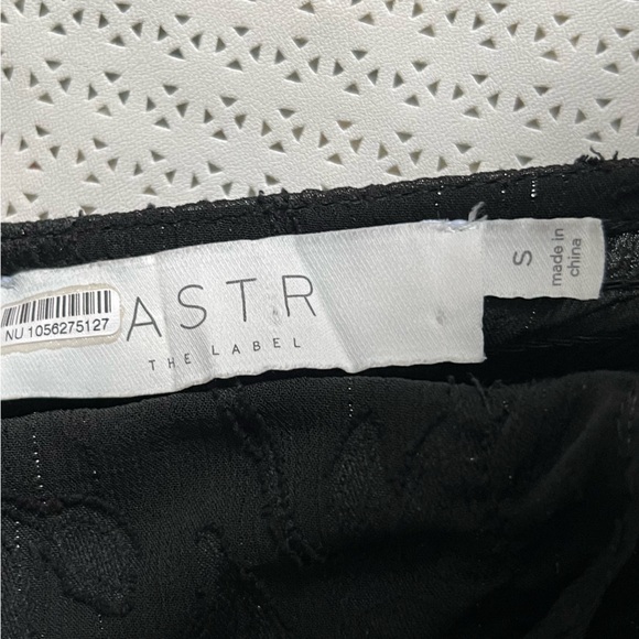 ASTR the Label Tonina Square Neck Puff Sleeve Top S - Picture 6 of 14